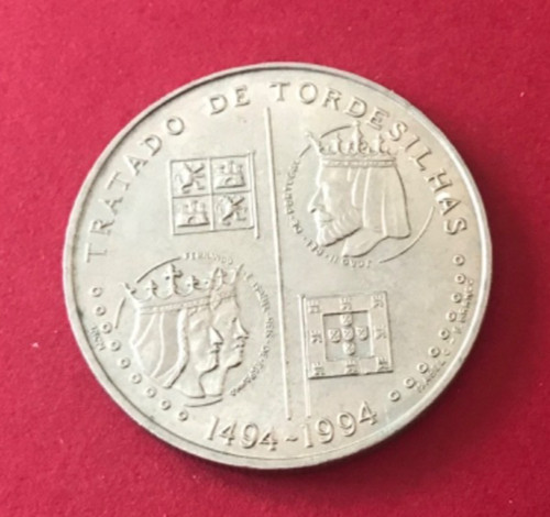 Portugal 200 escudos coin - escudos,