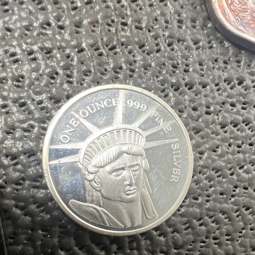 Troy ounce 999 silver star - 999,