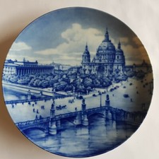 Furstenberg Berlin Lustgarten ceramic wall plate 1981 blue white West German