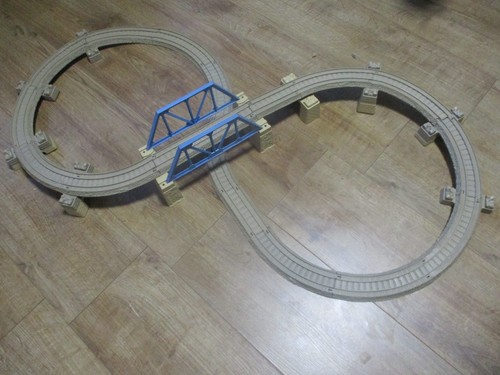 Trackmaster thomas the tank - thomas,
