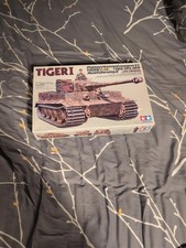 Tamiya 35146, German TIGER I