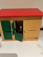 ELC VINTAGE WOODEN HORSE FARM STABLES