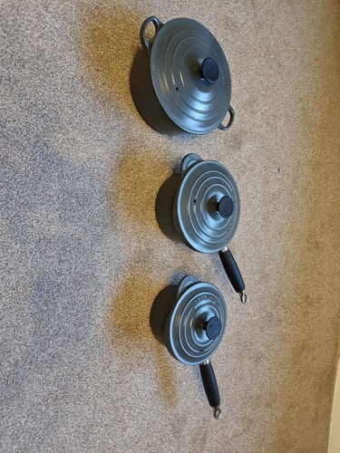 Creuset cookware - le,