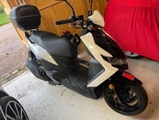 Sym Jet 4 RX 125cc Scooter Moped learner legal almost brand new RRP £2300