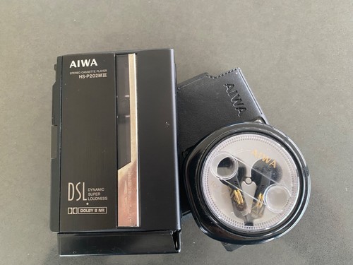Aiwa walkman cassette player - aiwa,