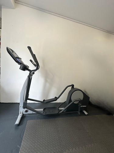 Life fitness elliptical - life,