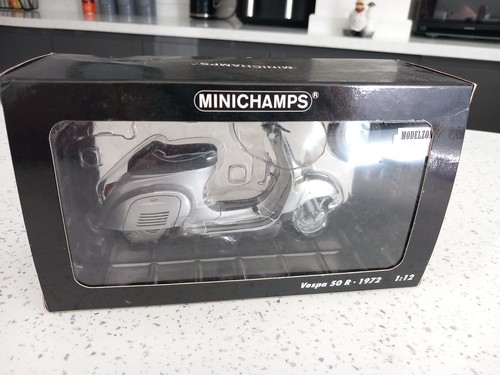 Rare minichamps 122129600 - rare,