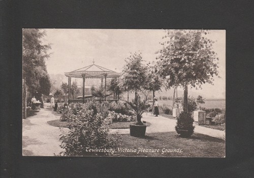 Tewkesbury bandstand in - tewkesbury.,