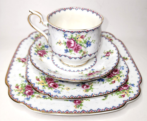 Royal albert petit point - petit,