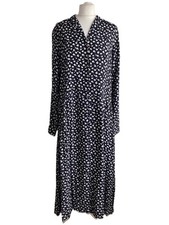 Uniqlo X Ines La Fressange