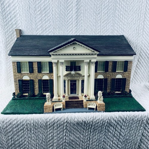 Hawthorne village graceland - hawthorne,