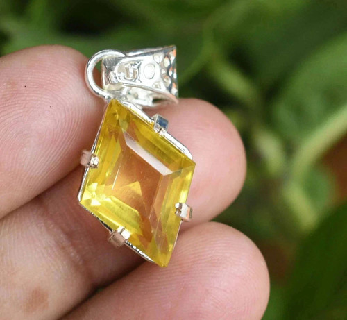 Natural yellow sapphire ct - yellow,