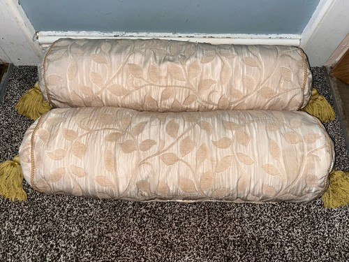 Pair luxury cream - luxury, jacquard