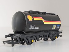 Hornby R.6044 OO Gauge Shell Tank Wagon No. 65537
