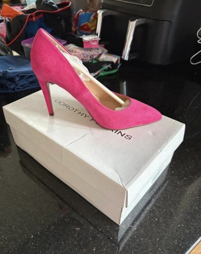 Ladies heels size - ladies,