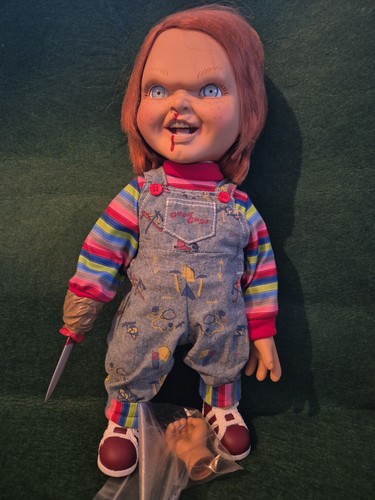 Mezco chucky doll - mezco,