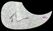 TIM MCGRAW SIGNED AUTOGRAPHED