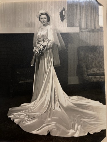 1940 antique satin ivory - antique,