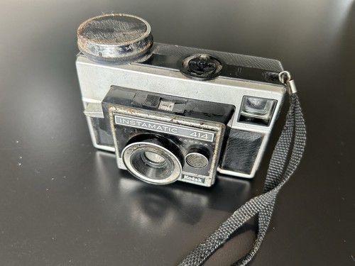 Kodak instamatic 414 camera - 414,