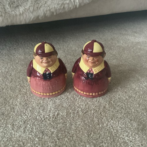 Royal doulton salt and pepper - salt,