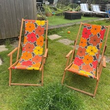 Vintage Retro Pair Wooden Deck Chairs Floral Pattern Arms Solid Garden Patio