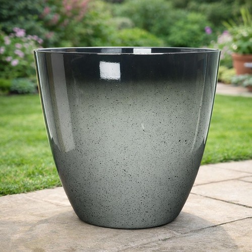 Grey round glazed effect egg - round,