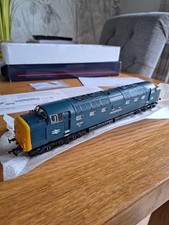Bachmann Class 55 Deltic 55013 OO Gauge Black Watch with BR Blue Livery