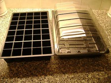 2 TO 50 FULL SIZE SEED TRAYS WITH OR WITHOUT HOLES+  PROP TOPS + 40 CELL TRAYS