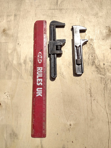 Pair metal adjustable - pair,