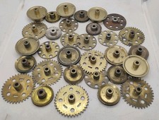 Gilbert Erector Set Lot of 30 Gears & Pulleys Brass and Nickel Plated Steel 