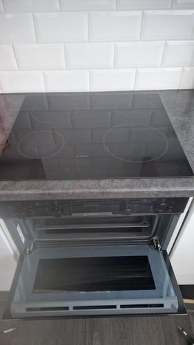 Black bosch built under - black,