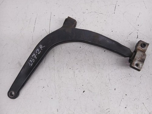Front lower suspension arm - front,