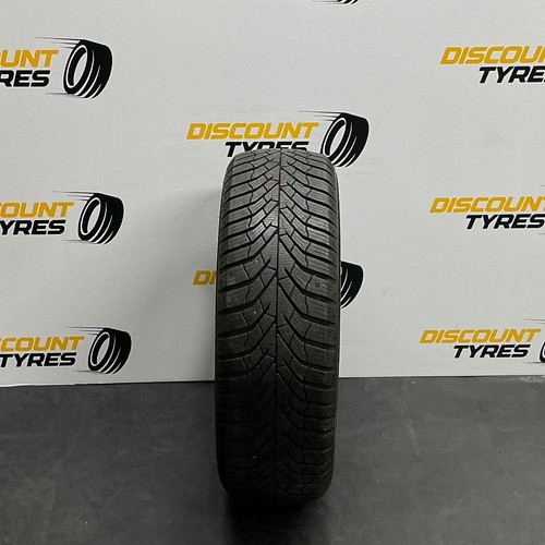 215 r16 98h kumho - 215/65,