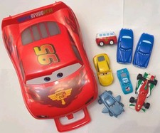 Disney Cars Rare Lightning McQueen Carry Case Or Lunch Box + 7 Assorted Cars 