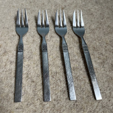 Oneida Danish Fling Pastry Cake Forks Stainless UK 15cm FOUR Vintage