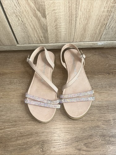 Ladies sensitive sole nude - ladies,