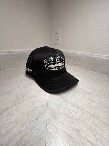 Corteiz black trucker hat - black,