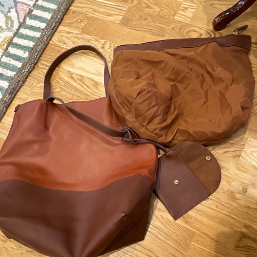 Accessorize brown polyurethane - brown,