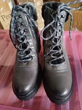 NEW Grey Leather Moda In Pelle Lace Up Fur Boots.