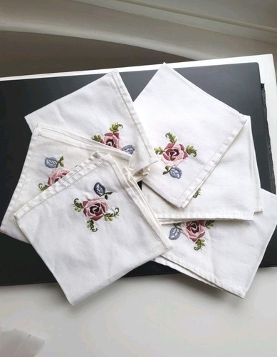 Vintage embroidered napkins - embroidered,