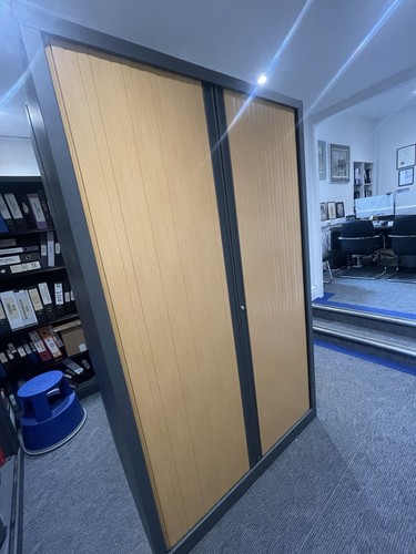 Door filing cabinet - filing,