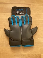 Gaelic Football Gloves KARAKAL #GAA #AFL #gloves