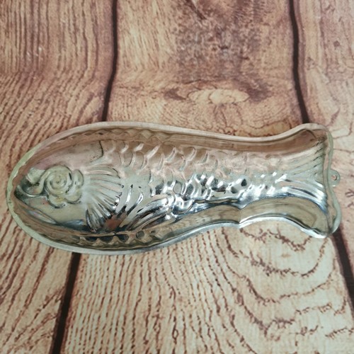 Vintage metal fish shaped - vintage,