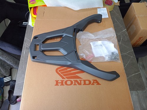 Honda adv 350 rear - adv, rack