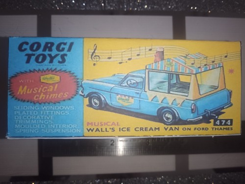 Corgi 474 wall - , no
