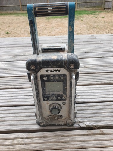 Makita bmr102 job site radio - job,