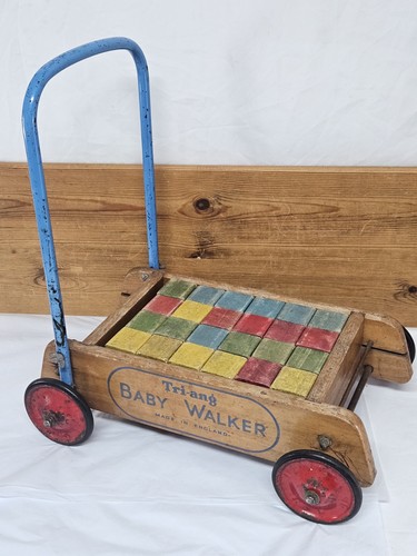 Vintage tri ang - wooden, baby