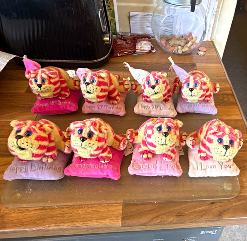Vintage bagpuss plush beanie - plush,