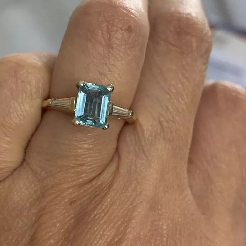 Emerald cut aquamarine - emerald,