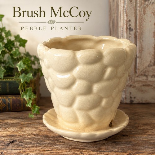 Vintage brush mccoy - vintage, cream